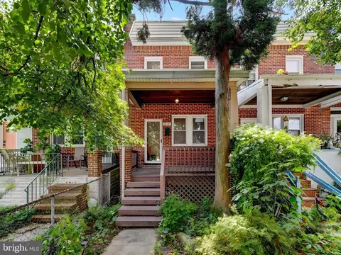 819 W 33rd St, Baltimore, MD 21211