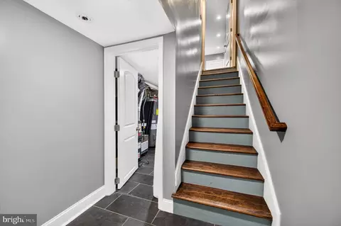 Entry Way - 460 E Federal St, Baltimore, MD 21202 photo 8 of 9