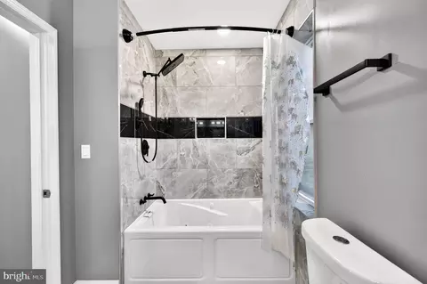 Bath - 460 E Federal St, Baltimore, MD 21202 photo 7 of 7
