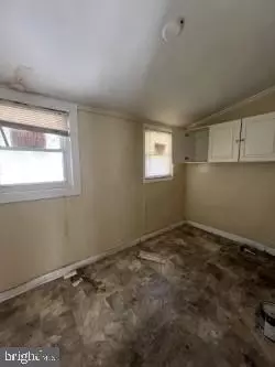 Entry Way - 228 S Stricker St, Baltimore, MD 21223 photo 4 of 19