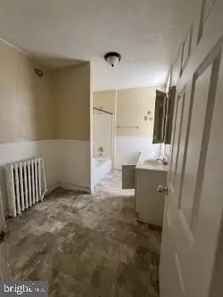 Entry Way - 228 S Stricker St, Baltimore, MD 21223 photo 5 of 19