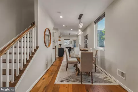 Entry Way - 2313 E Fairmount Ave, Baltimore, MD 21224 photo 6 of 10
