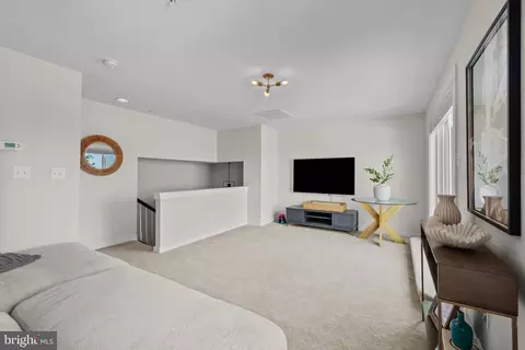 Entry Way - 4214 Skyview, Baltimore, MD 21211 photo 3 of 4