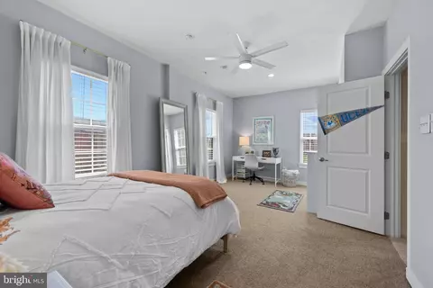 Bedroom - 4214 Skyview, Baltimore, MD 21211 photo 6 of 10