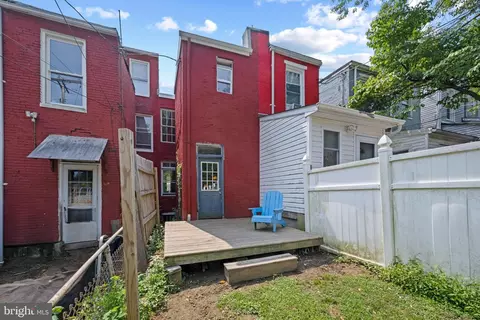 Exterior - 2004 Rockrose Ave, Baltimore, MD 21211 photo 7 of 8