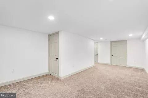 Entry Way - 2508 E Preston St, Baltimore, MD 21213 photo 1 of 2