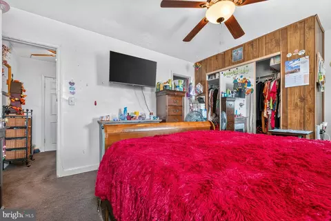 Bedroom - 3930 Lyndale Ave, Baltimore, MD 21213 photo 3 of 4