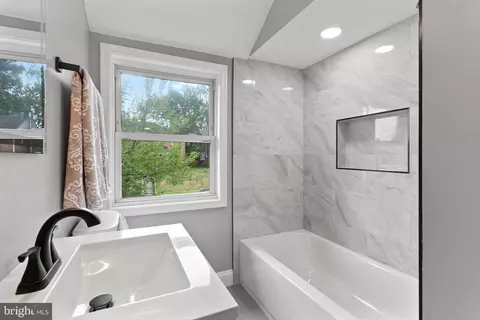 Bath - 1358 Crofton Rd, Baltimore, MD 21239 photo 1 of 7