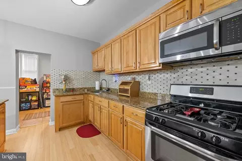 Kitchen - 3326 Burleith Ave, Baltimore, MD 21215 photo 4 of 4