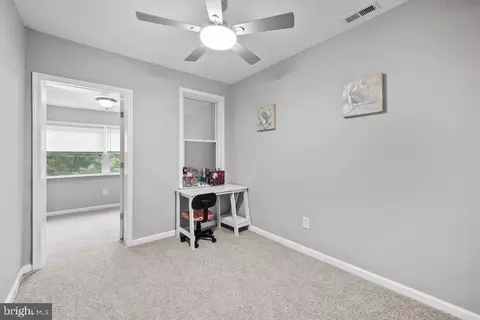 Entry Way - 3326 Burleith Ave, Baltimore, MD 21215 photo 5 of 5