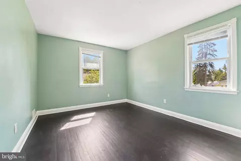 Bedroom - 4504 Garrison Blvd, Baltimore, MD 21215 photo 4 of 7