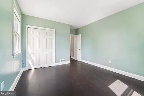 Bedroom - 4504 Garrison Blvd, Baltimore, MD 21215 photo 5 of 7