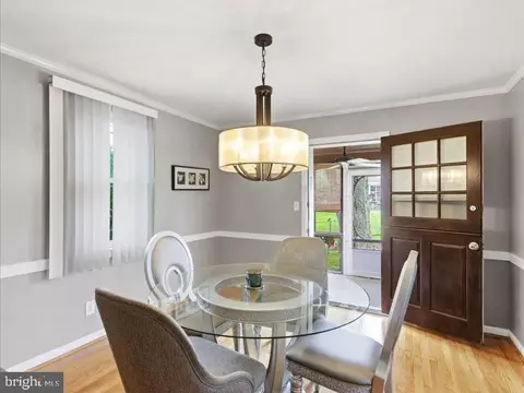 Entry Way - 3503 Cascade Ave, Baltimore, MD 21206 photo 1 of 1