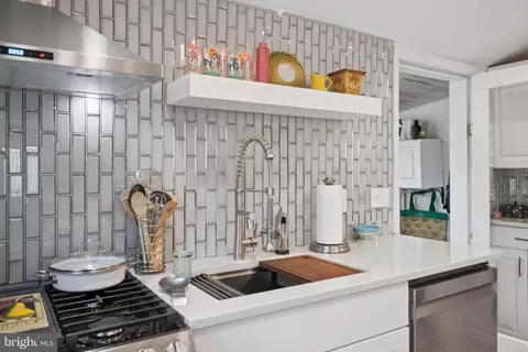 Kitchen - 3355 Falls Rd, Baltimore, MD 21211 photo 8 of 8
