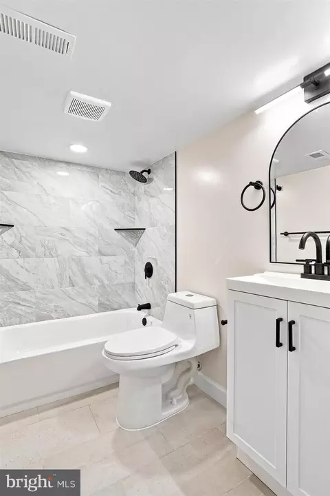 Bath - 2519 Glencoe Rd, Baltimore, MD 21234 photo 6 of 6