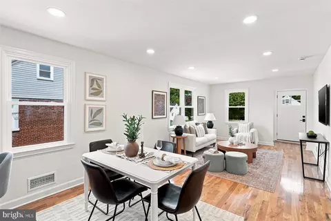 Dining - 2519 Glencoe Rd, Baltimore, MD 21234 photo 2 of 4
