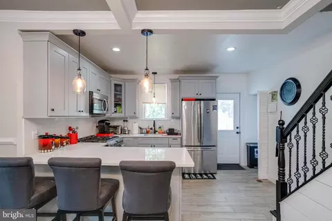 Kitchen - 2400 Hamilton Ave, Baltimore, MD 21214 photo 1 of 3