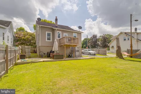 Exterior - 2400 Hamilton Ave, Baltimore, MD 21214 photo 11 of 15