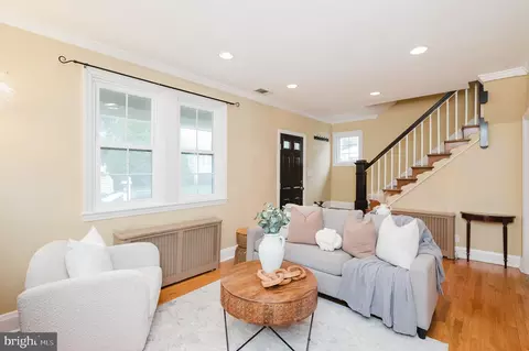 Living - 2713 Christopher Ave, Baltimore, MD 21214 photo 1 of 3