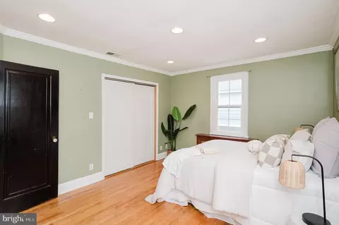 Bedroom - 2713 Christopher Ave, Baltimore, MD 21214 photo 2 of 8