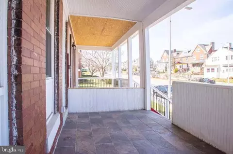 Exterior - 4013 Edmondson Ave, Baltimore, MD 21229 photo 1 of 2