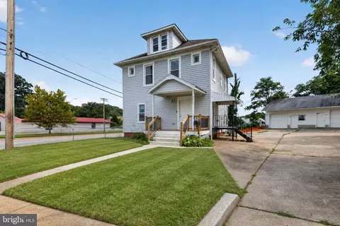 3201 Magnolia Ave, Halethorpe, MD 21227