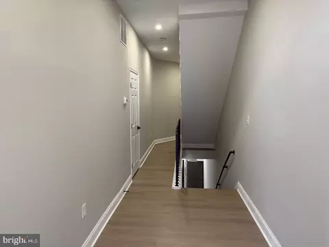 Entry Way - 318 N Stricker St, Baltimore, MD 21223 photo 11 of 23