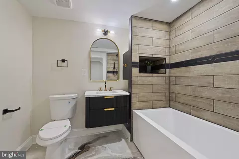 Bath - 318 N Stricker St, Baltimore, MD 21223 photo 11 of 11