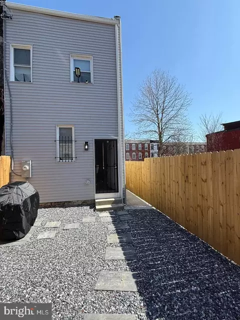 Exterior - 318 N Stricker St, Baltimore, MD 21223 photo 4 of 6