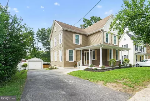 Exterior - 405 Lyman Ave, Baltimore, MD 21212 photo 3 of 9