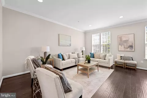 Living - 842 Oldham St, Baltimore, MD 21224 photo 4 of 4