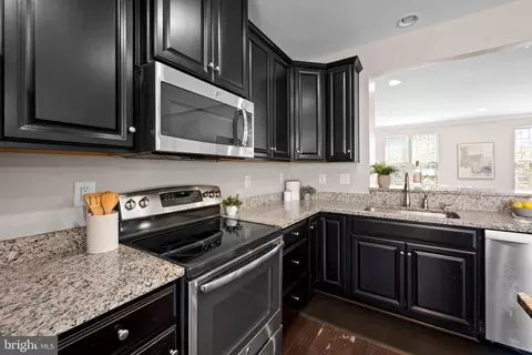 Kitchen - 842 Oldham St, Baltimore, MD 21224 photo 2 of 3