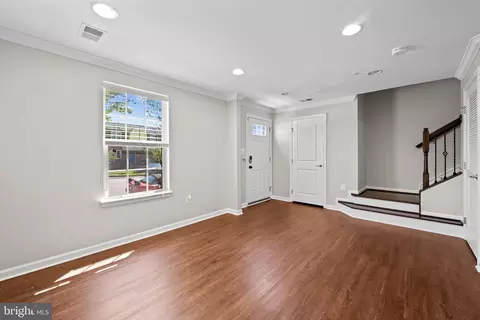 Living - 842 Oldham St, Baltimore, MD 21224 photo 2 of 4