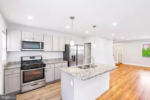 Kitchen - 5200 Ready Ave, Baltimore, MD 21212 photo 2 of 2