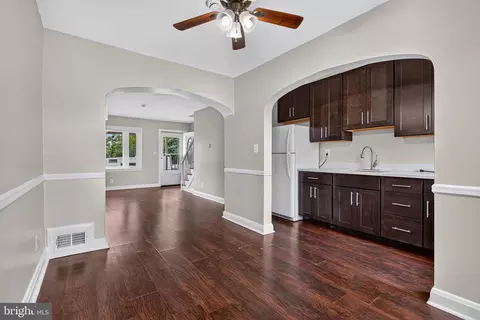 Entry Way - 2908 Strickland St, Baltimore, MD 21223 photo 3 of 4