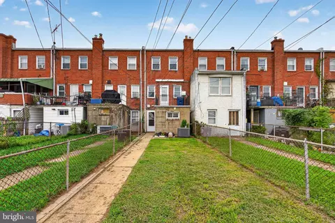 Exterior - 2908 Strickland St, Baltimore, MD 21223 photo 6 of 7