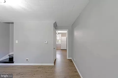 Entry Way - 2837 Round Rd, Baltimore, MD 21225 photo 2 of 7