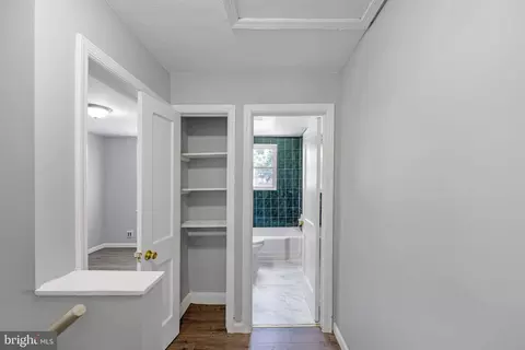 Entry Way - 2837 Round Rd, Baltimore, MD 21225 photo 5 of 7