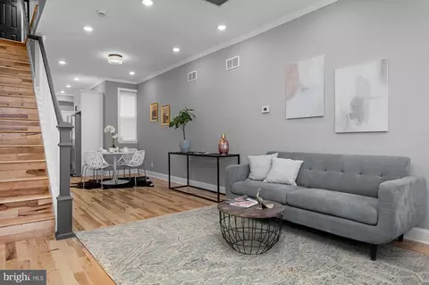 Entry Way - 1908 E Lanvale St, Baltimore, MD 21213 photo 1 of 8