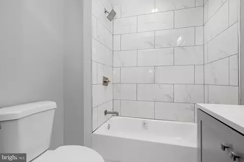 Bath - 1908 E Lanvale St, Baltimore, MD 21213 photo 2 of 4