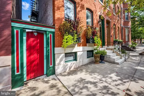 Exterior - 2210 E Pratt St, Baltimore, MD 21231 photo 3 of 8