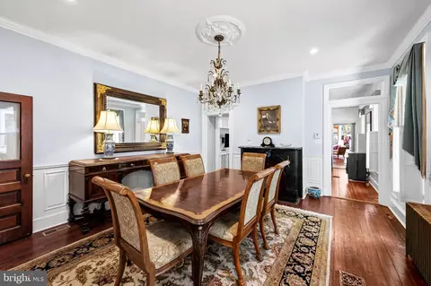 Dining - 2210 E Pratt St, Baltimore, MD 21231 photo 1 of 3