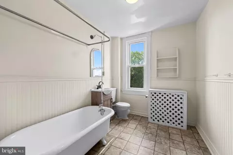 Bath - Undisclosed, Baltimore, MD 21217 photo 4 of 4