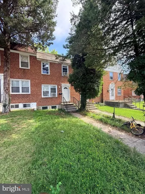 4424 Eldone Rd, Baltimore, MD 21229 photo 2