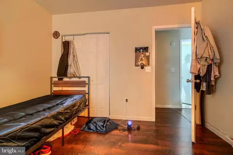 Bedroom - 316 S Broadway, Baltimore, MD 21231 photo 2 of 3
