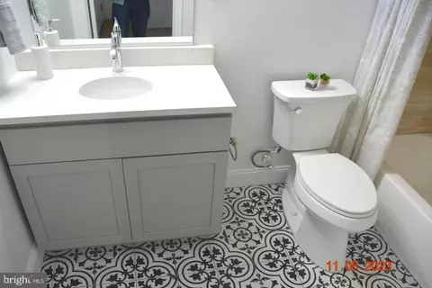 Bath - 323 Drew St, Baltimore, MD 21224 photo 2 of 2