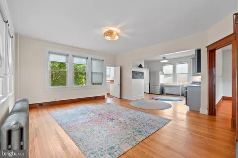 Living - 5606 Hilltop Ave, Baltimore, MD 21206 photo 3 of 4