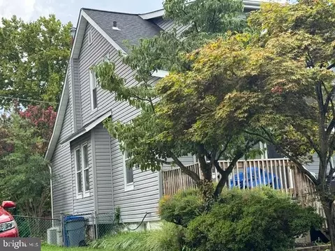 2821 Hemlock Ave, Baltimore, MD 21214 photo 4