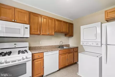 Other - 6431 Walther Ave #E, Baltimore, MD 21206 photo 3 of 9
