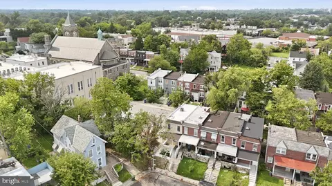 View/Area - 700 Belgian Ave, Baltimore, MD 21218 photo 1 of 5